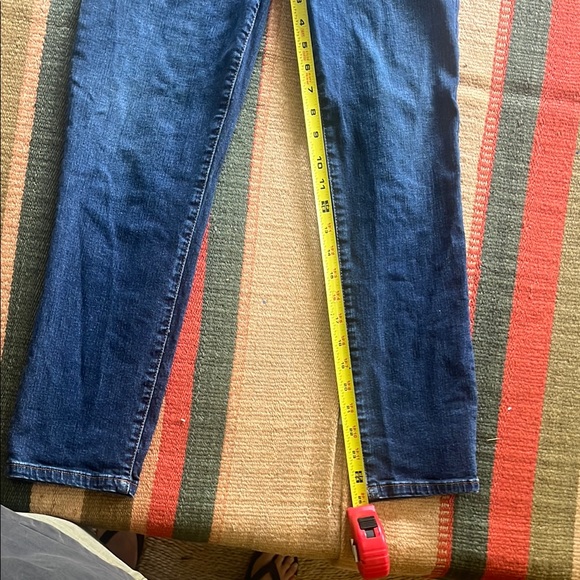 KUT from the Kloth Katy High Rise Straight Jeans - Picture 5 of 6